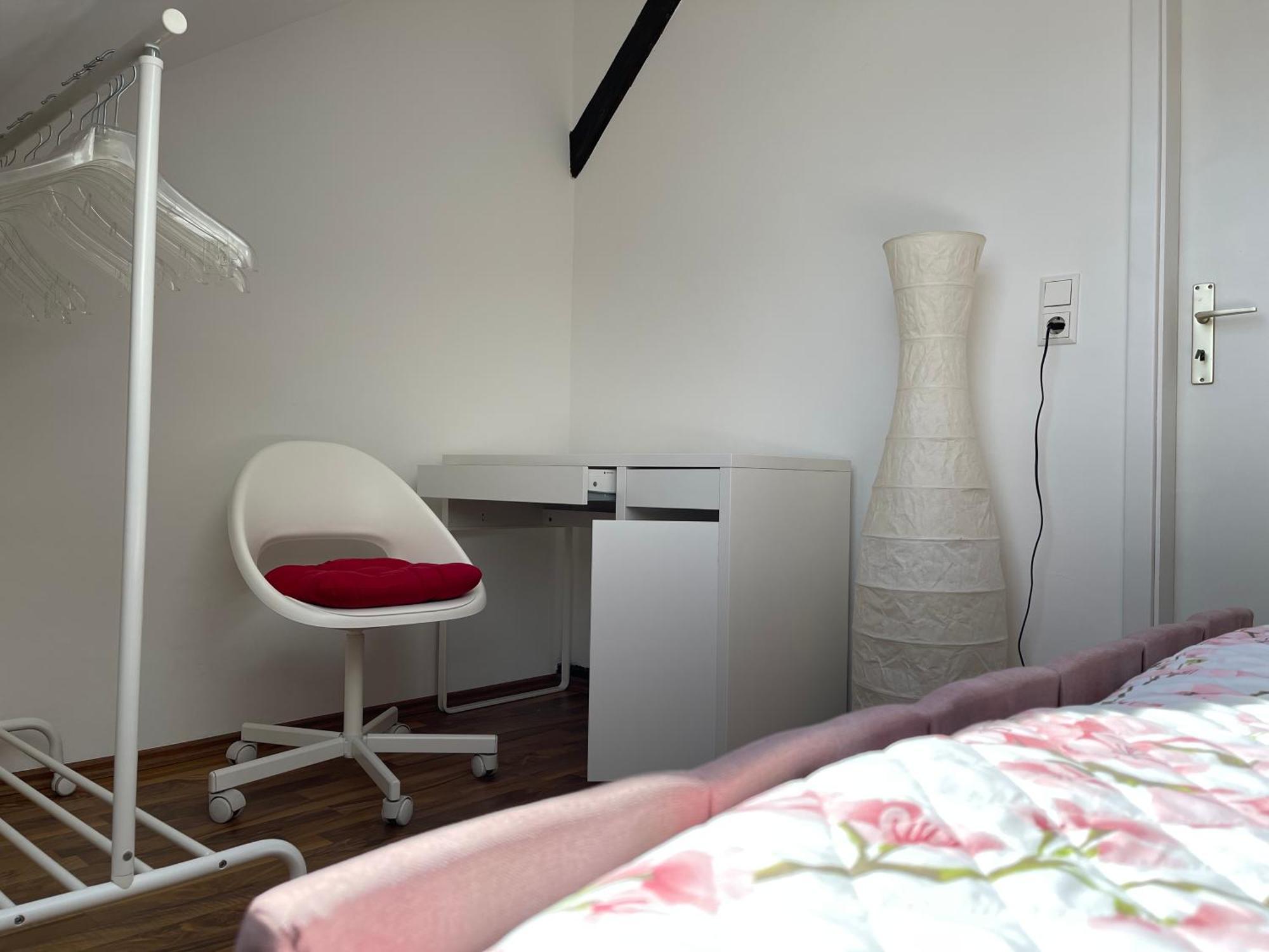 Geraeumige 3-Zimmer-Ferienwohnung Im Herzen Von Kassel Eksteriør billede