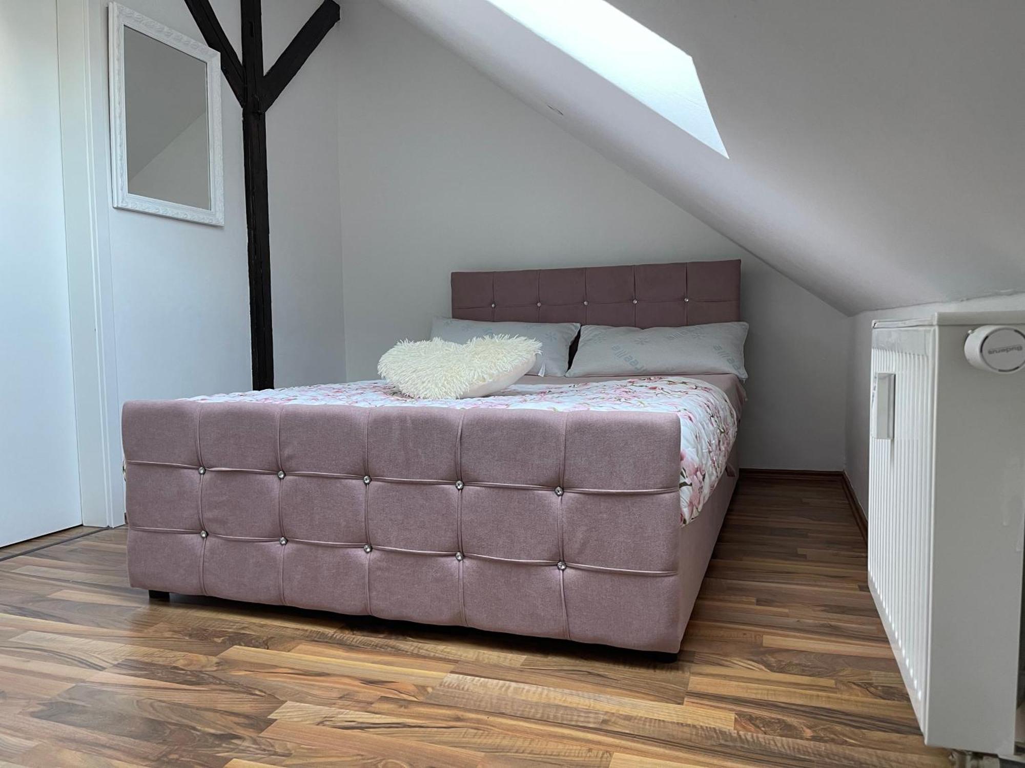 Geraeumige 3-Zimmer-Ferienwohnung Im Herzen Von Kassel Eksteriør billede