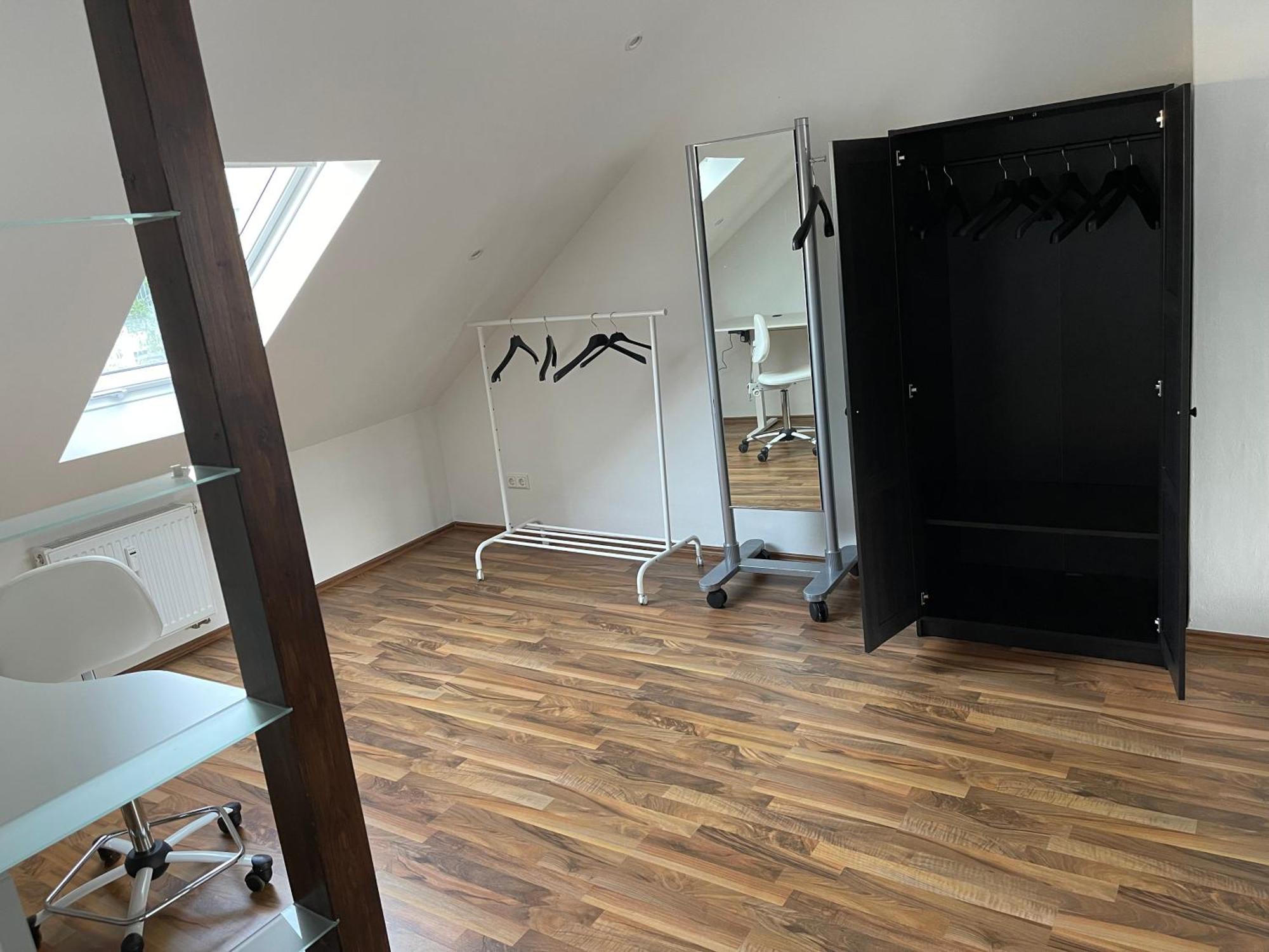 Geraeumige 3-Zimmer-Ferienwohnung Im Herzen Von Kassel Eksteriør billede