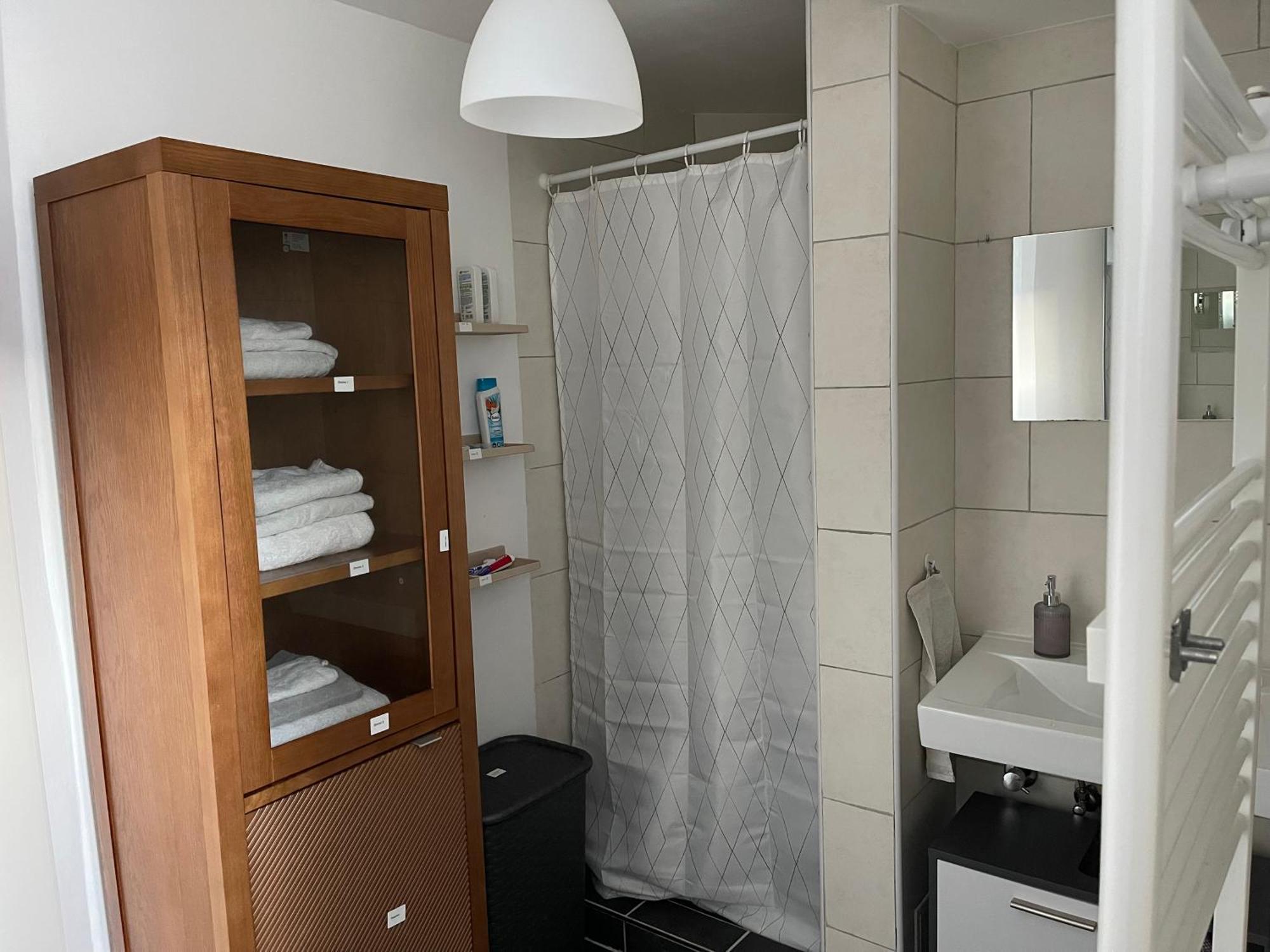 Geraeumige 3-Zimmer-Ferienwohnung Im Herzen Von Kassel Eksteriør billede