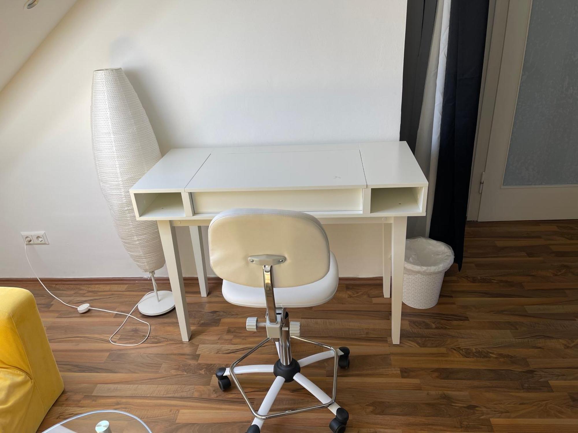 Geraeumige 3-Zimmer-Ferienwohnung Im Herzen Von Kassel Eksteriør billede