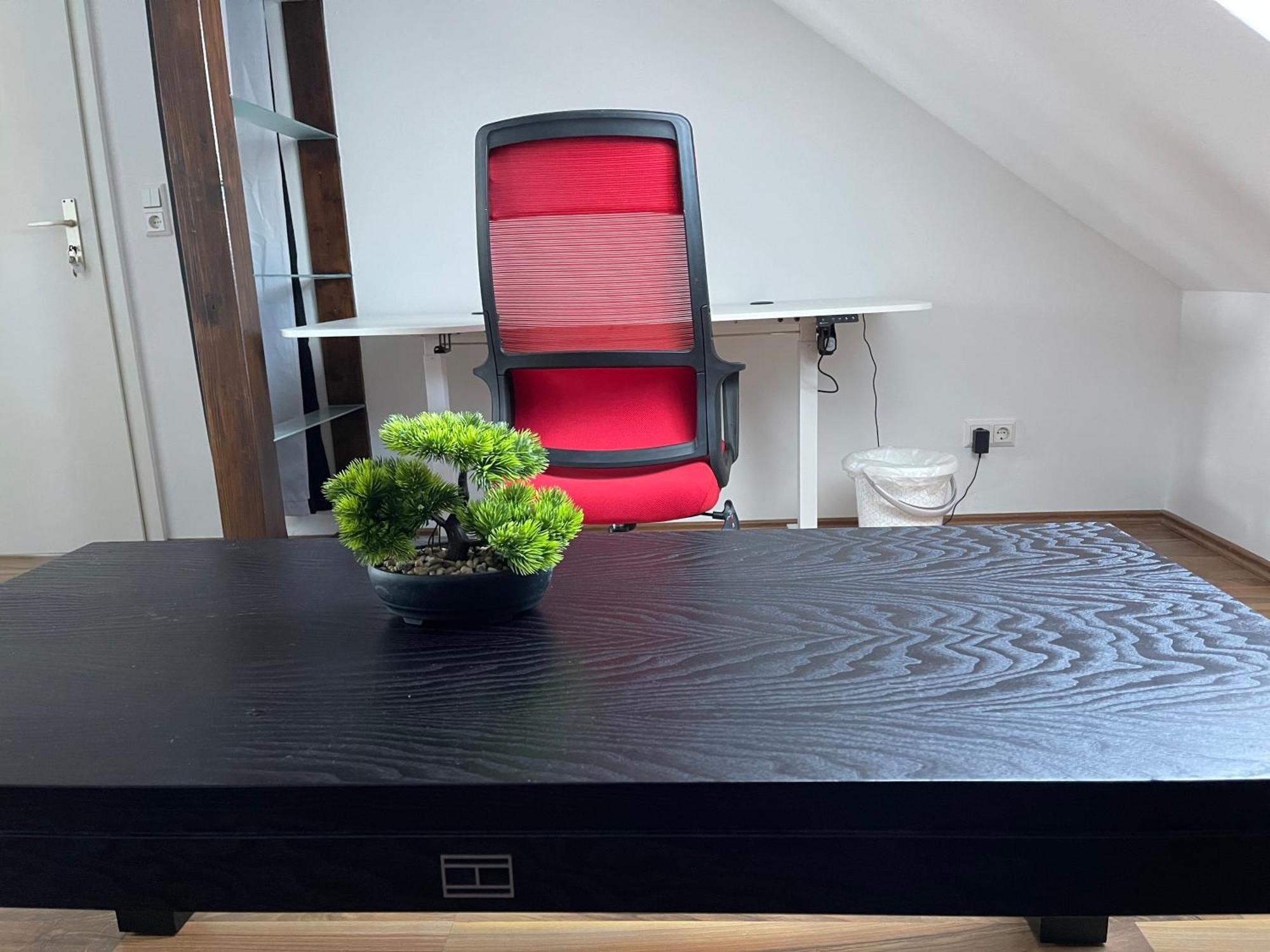 Geraeumige 3-Zimmer-Ferienwohnung Im Herzen Von Kassel Eksteriør billede